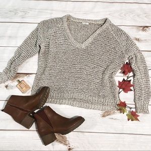 ZARA KNIT Open Knit Oversized V-Neck Sweater - Beige/Cream- Size Small